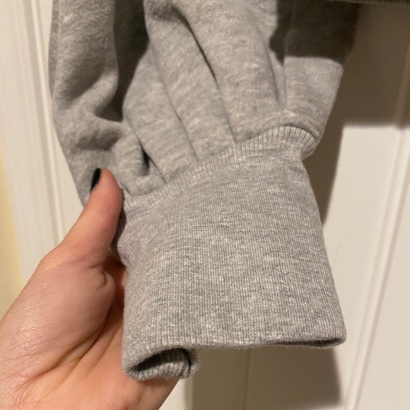 Misguided shoulder hugging crop crew - Picture 5 of 5